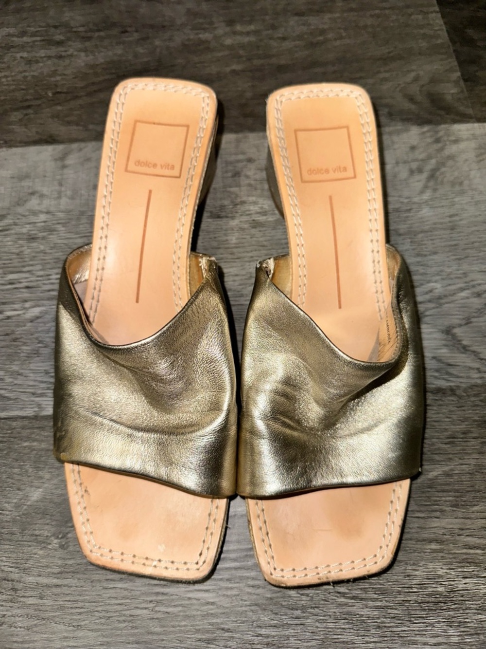 Dolce Vita Gold Metallic Mule Heels Size 7.5 Open Toe Block Heel Sandals